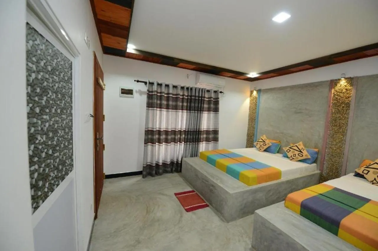 Eco Chalet - Airport Transit Hotel Negombo Couette-café