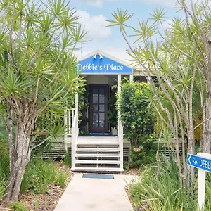 https://debbies-place.queenslandhotels.net